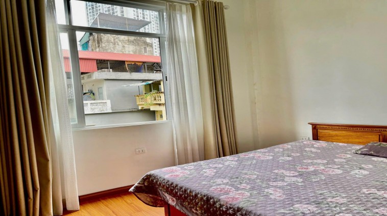 Cho thuê nhà Ở HỘ GĐ, NHÓM ÍT NGƯỜI ngõ 139 Tam Trinh, DT 50m2, 5 tầng, 5PN, 13 triệu